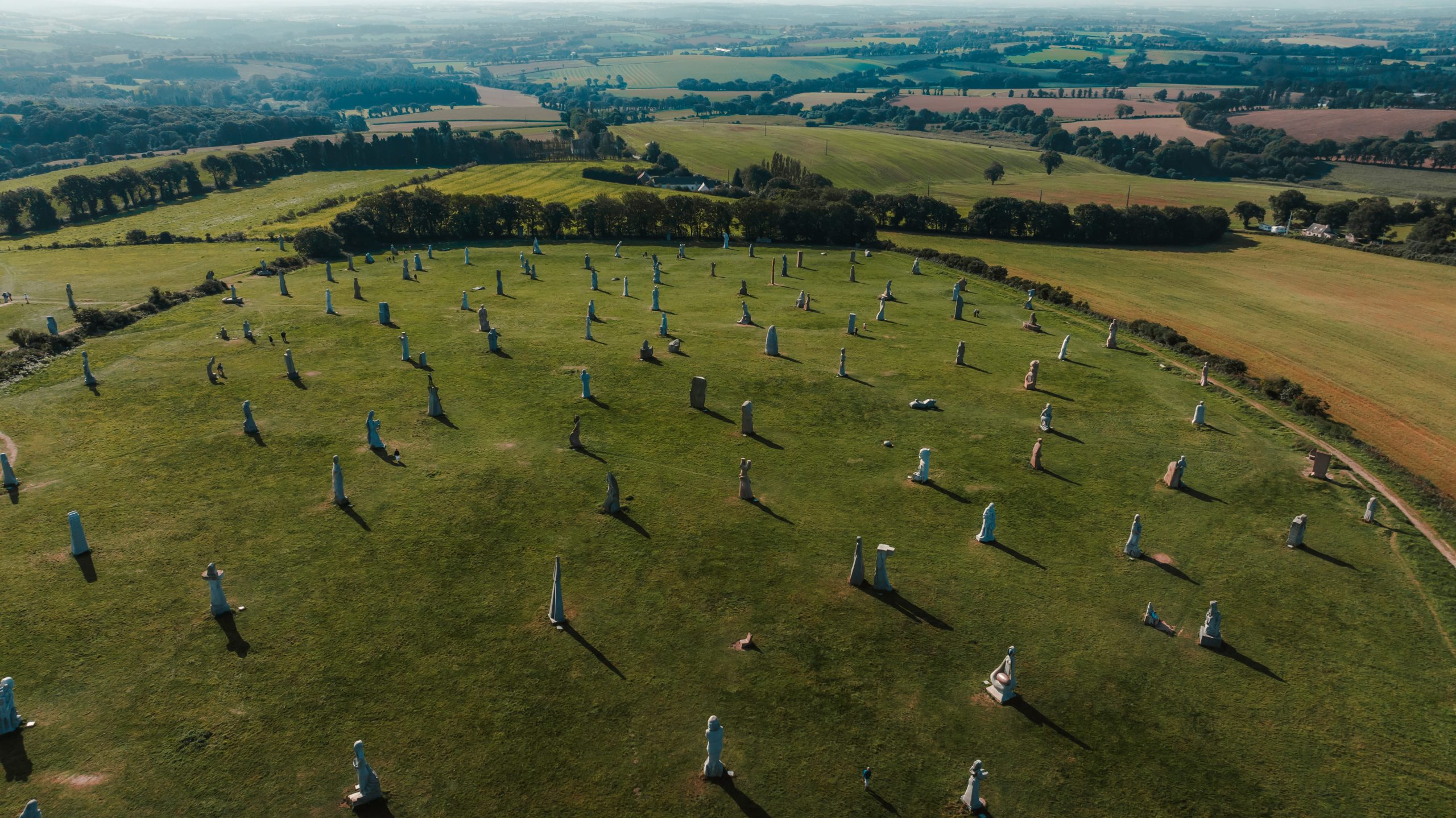 La Vallée des Saints _ Crédits _ Produit en Bretagne _ 2023 (1)